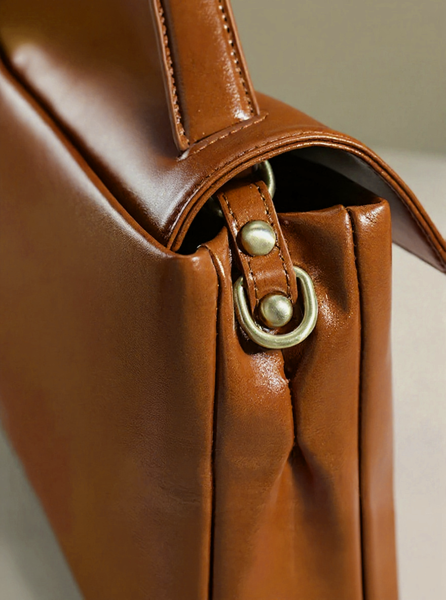La Charlotte Bag Cognac