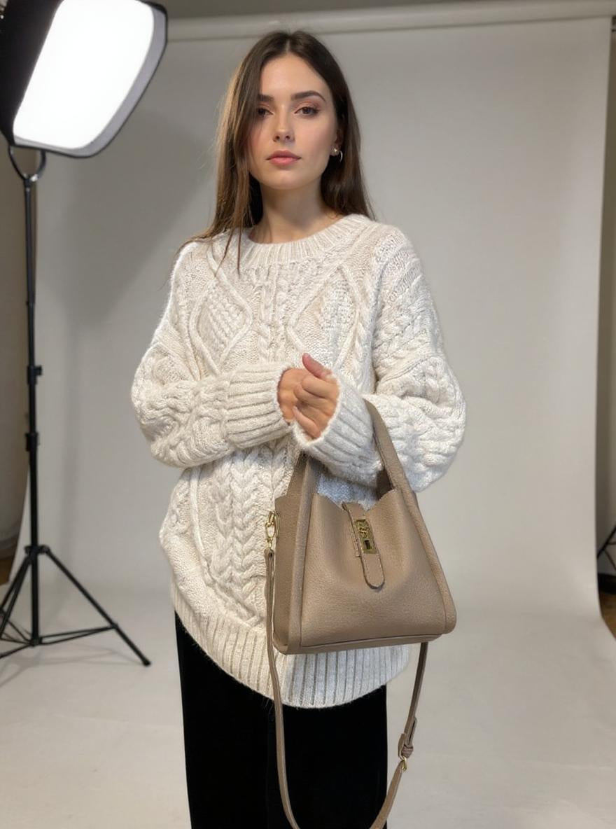 La Capri Bag Stone